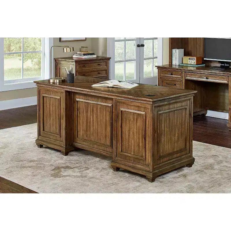 Traditioneller Schreibtisch aus Holz mit zwei Sockeln, Braun: Keine Montage erforderlich, 174 cm Breite, Allzweckschublade