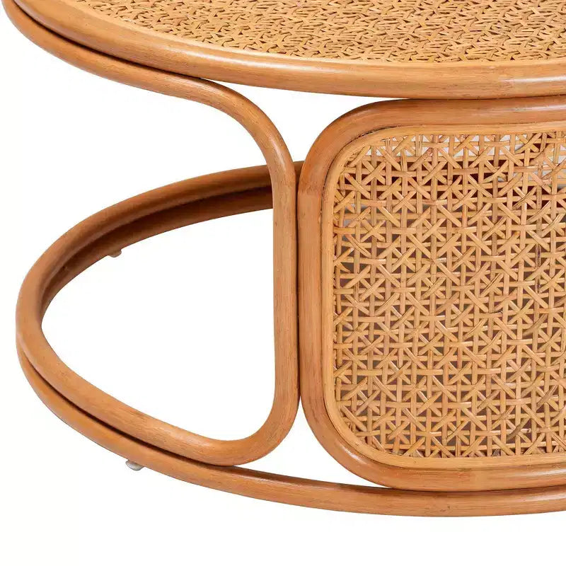 bali & pari Eldon Rattan Couchtisch Honig