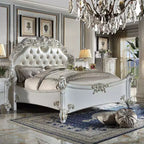 100 Pfund schweres California King-Size-Bett, Kunstleder und antike Perlenoptik.