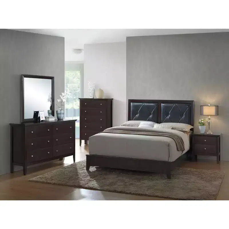 Gepolstertes Queen-Panel-Bett
